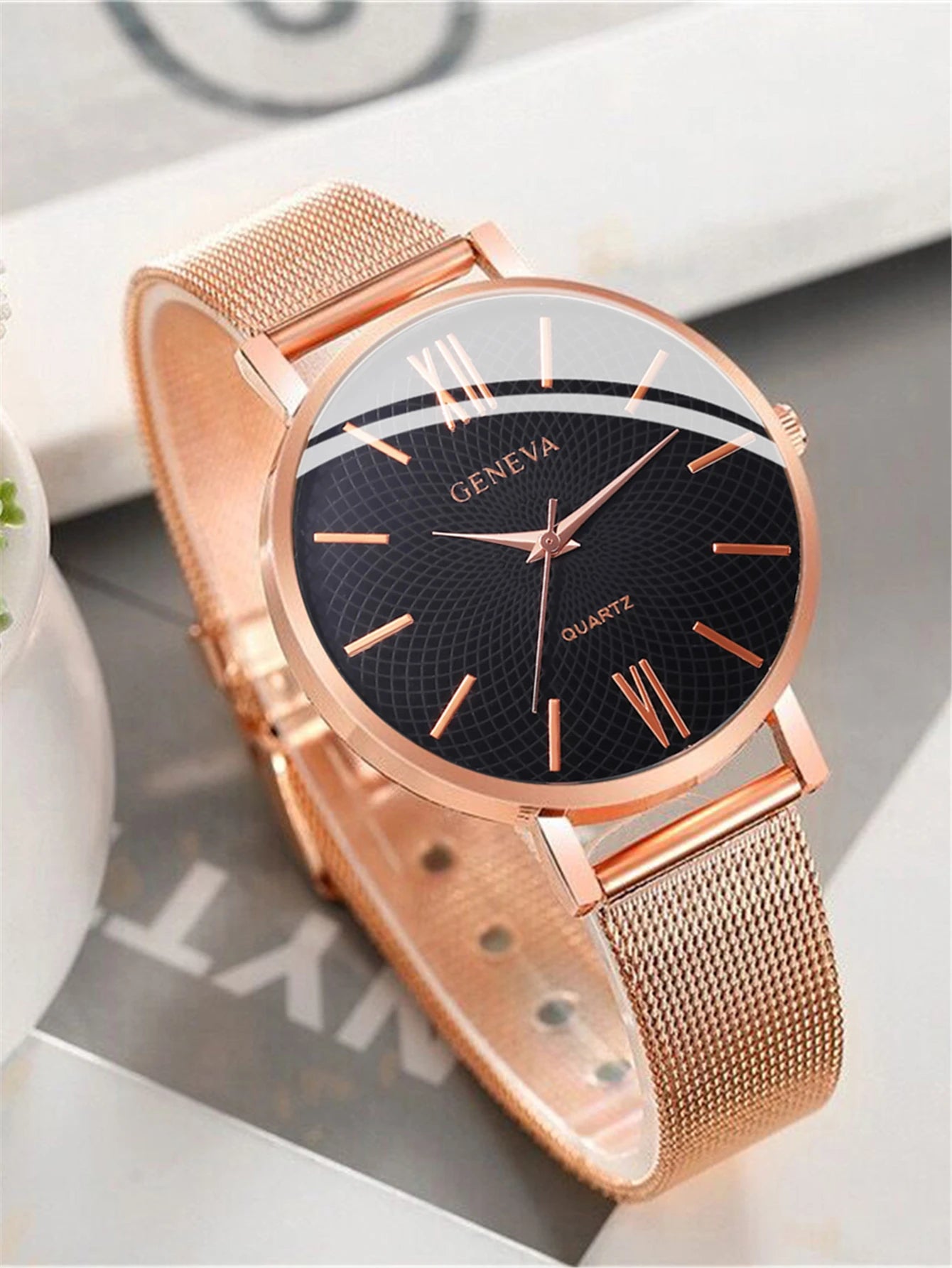GENEVA Quartz Fashion Watch
