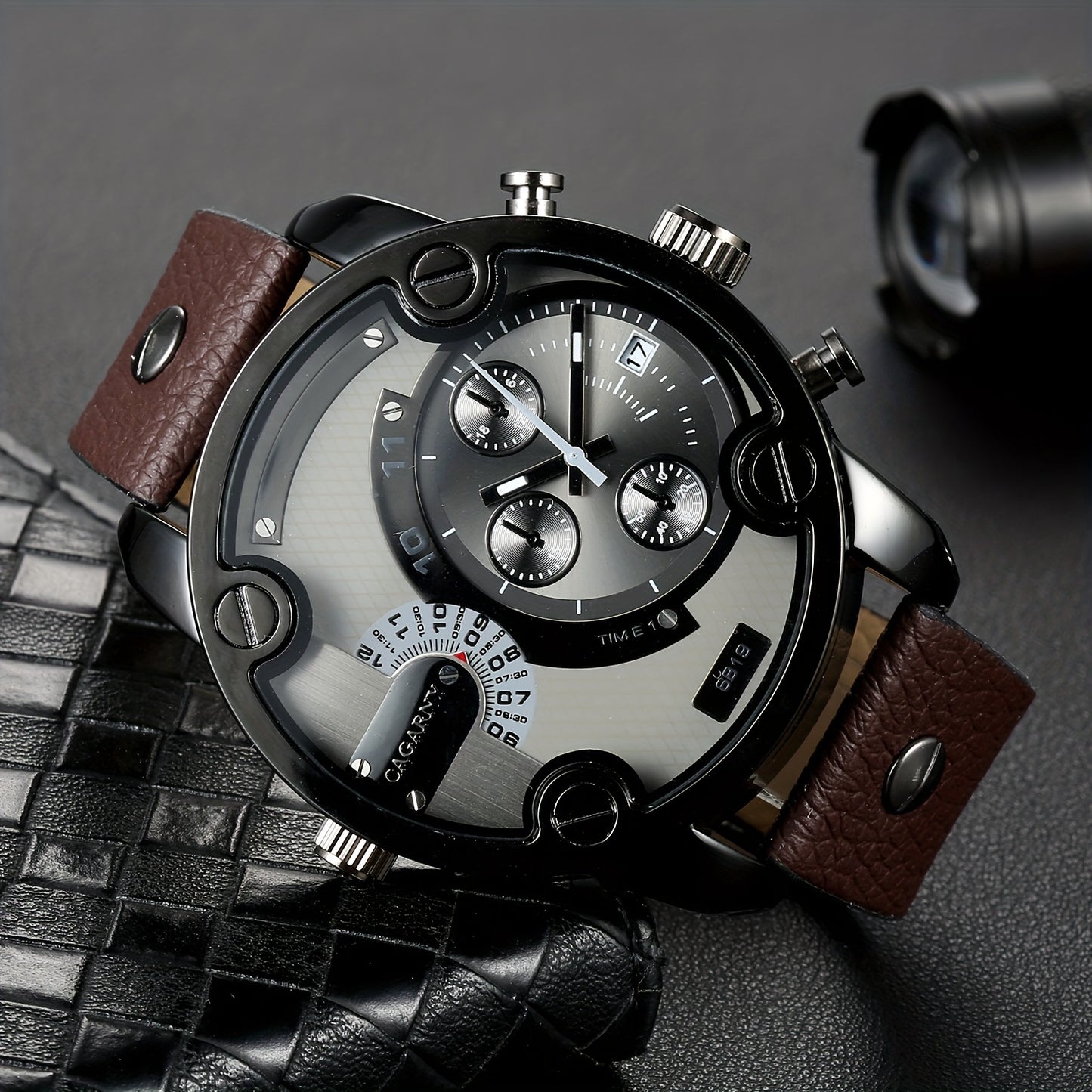 Casual Dial Watch with PU Leather