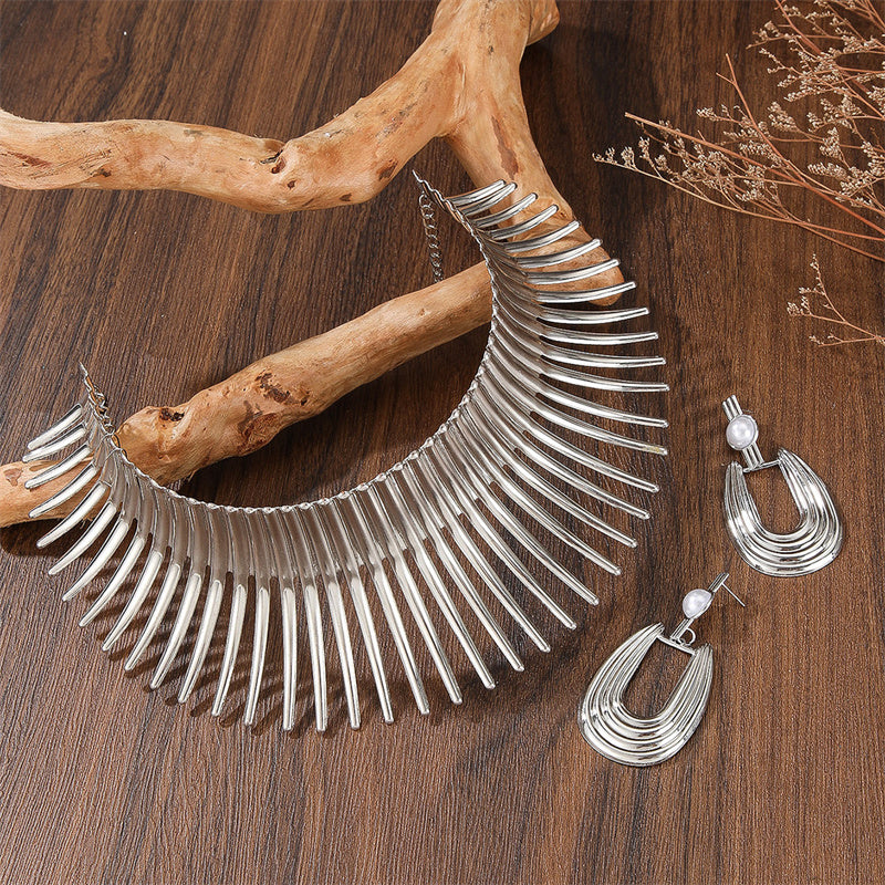 Bold Gold Choker & Earrings Set