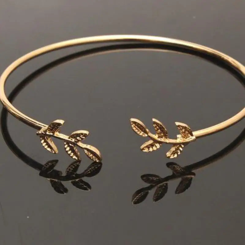 Fashion Leaf Open Cuff Bracelet