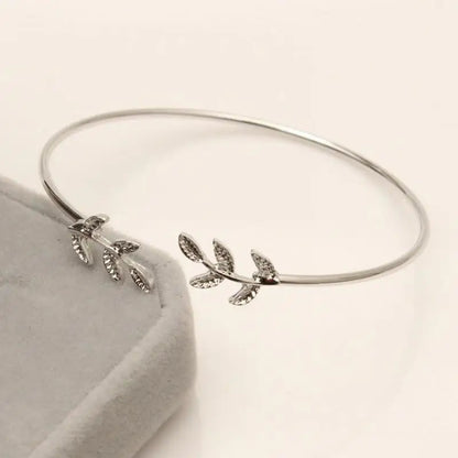 Fashion Leaf Open Cuff Bracelet