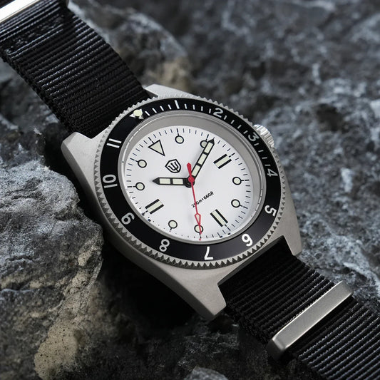 Watchdives  Quartz Watch
