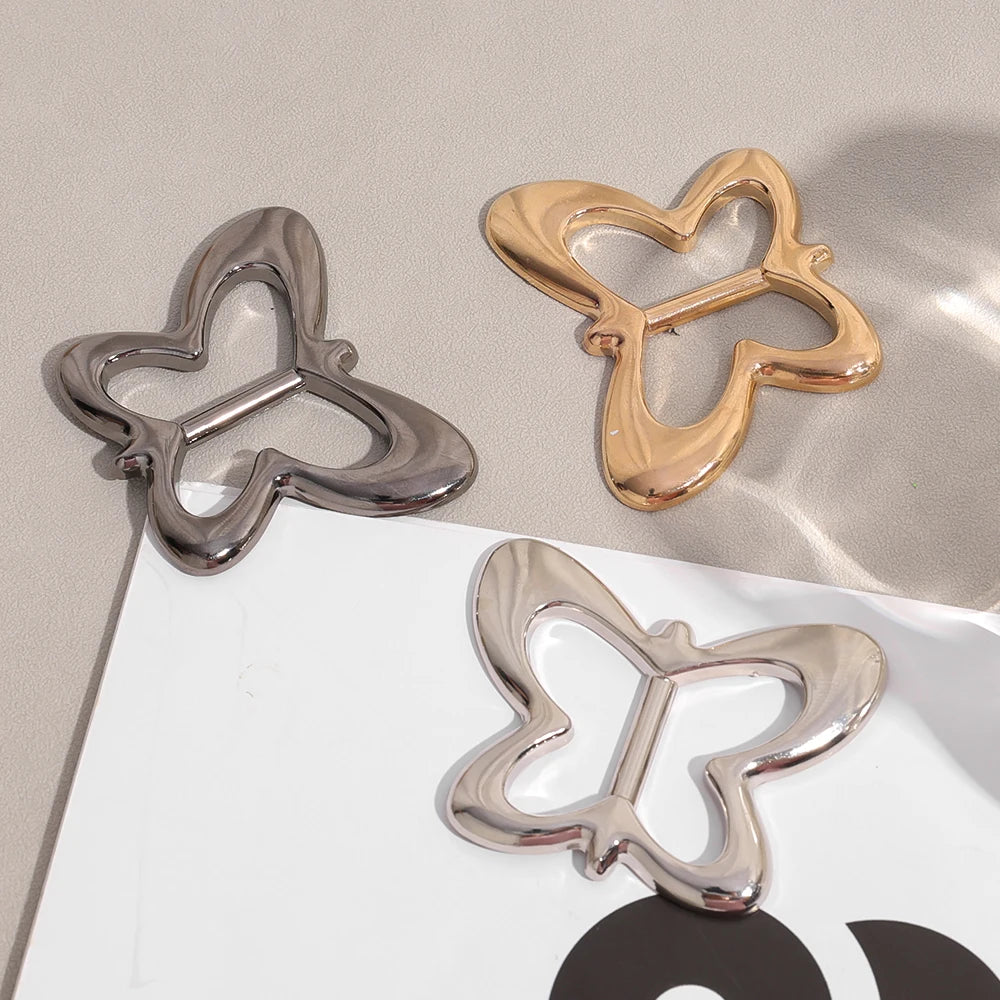 4-in-1 Fashion Scarf & Shirt Brooch
