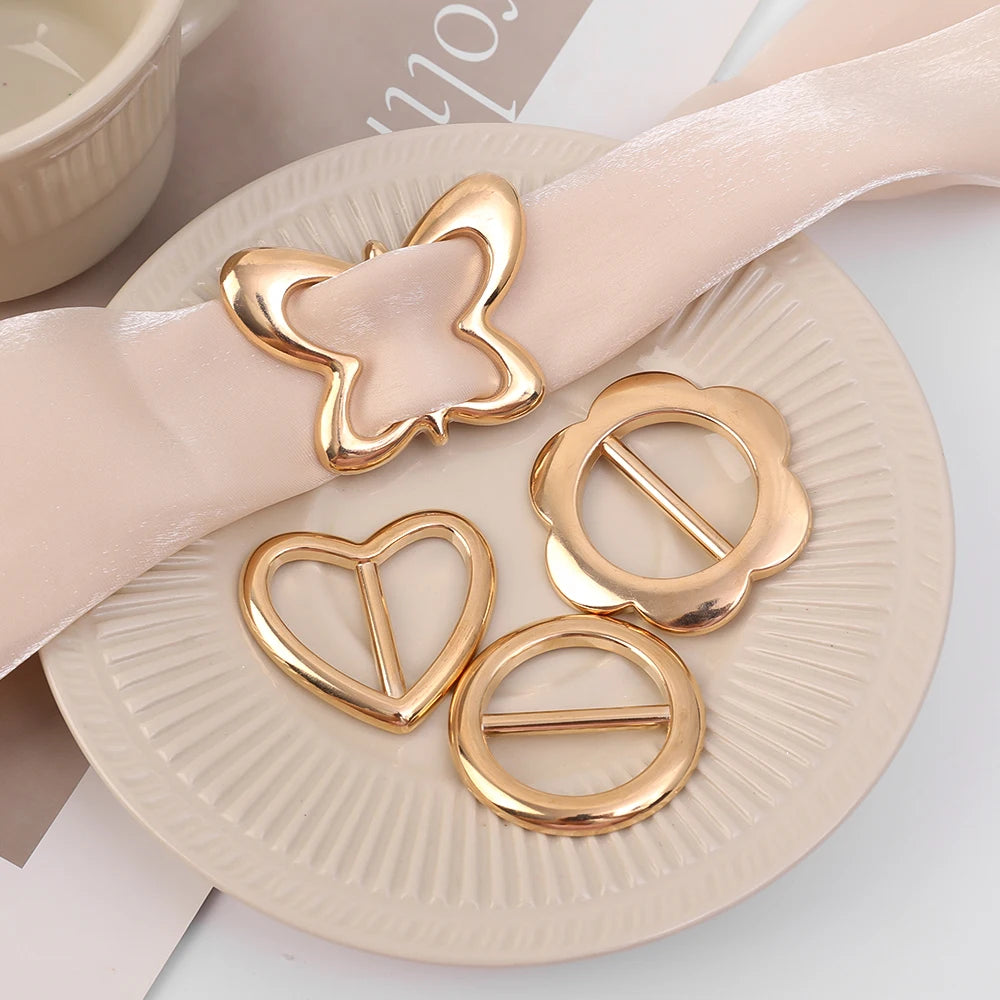 4-in-1 Fashion Scarf & Shirt Brooch