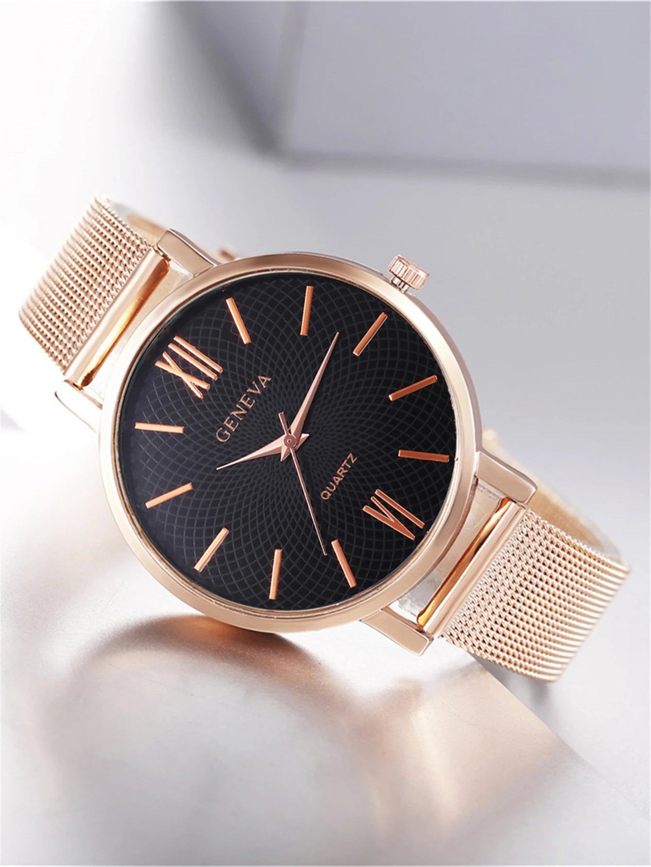 GENEVA Quartz Fashion Watch