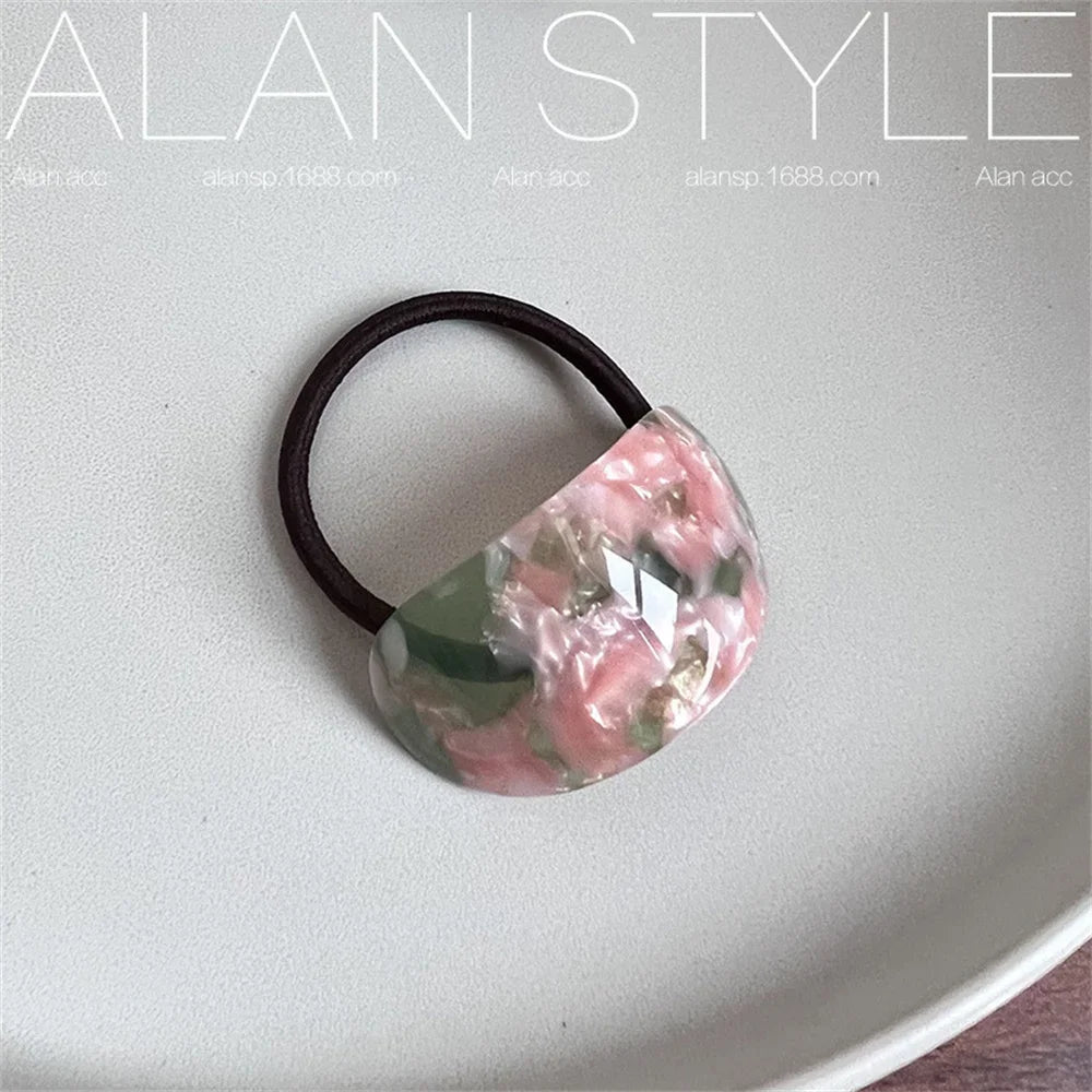 Semicircle Buckle Ponytail Holder