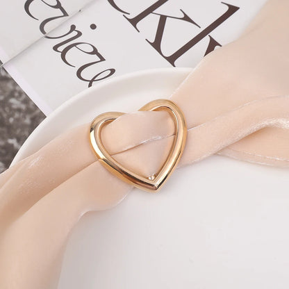 4-in-1 Fashion Scarf & Shirt Brooch