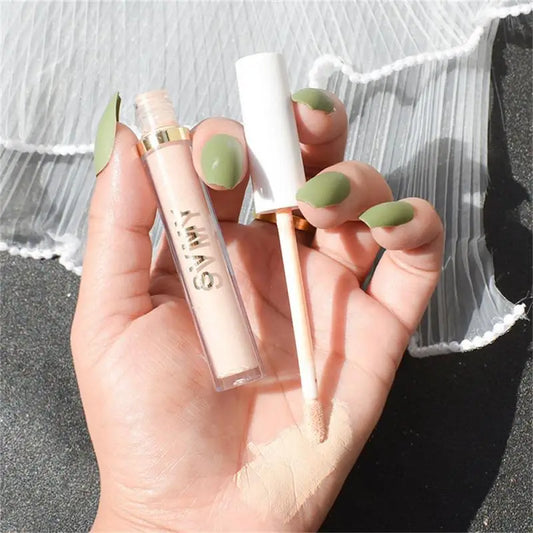 Long-Lasting Moisturizing Concealer Stick